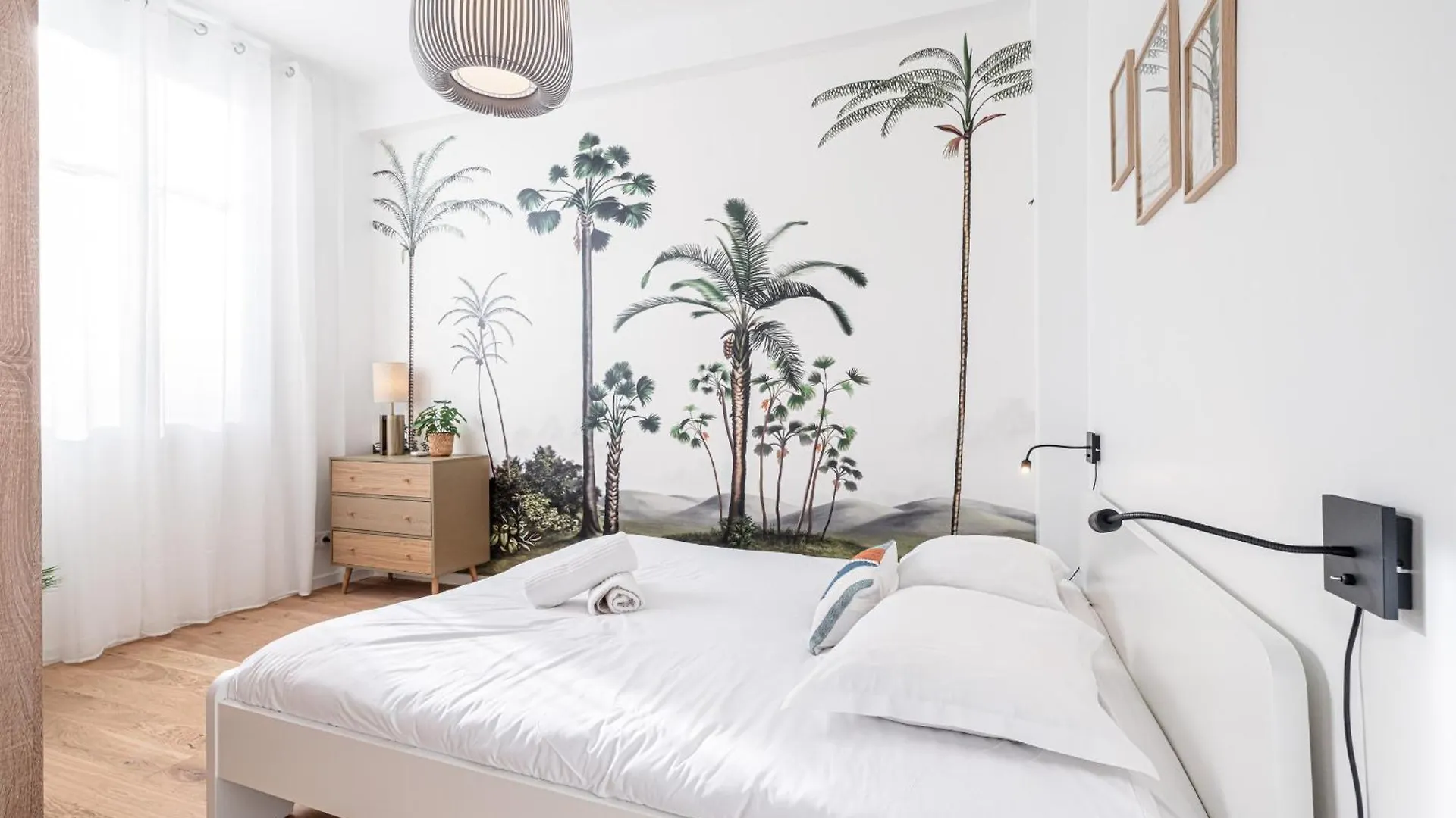 Lovely 2 Bdr Nice Harbor Apartman