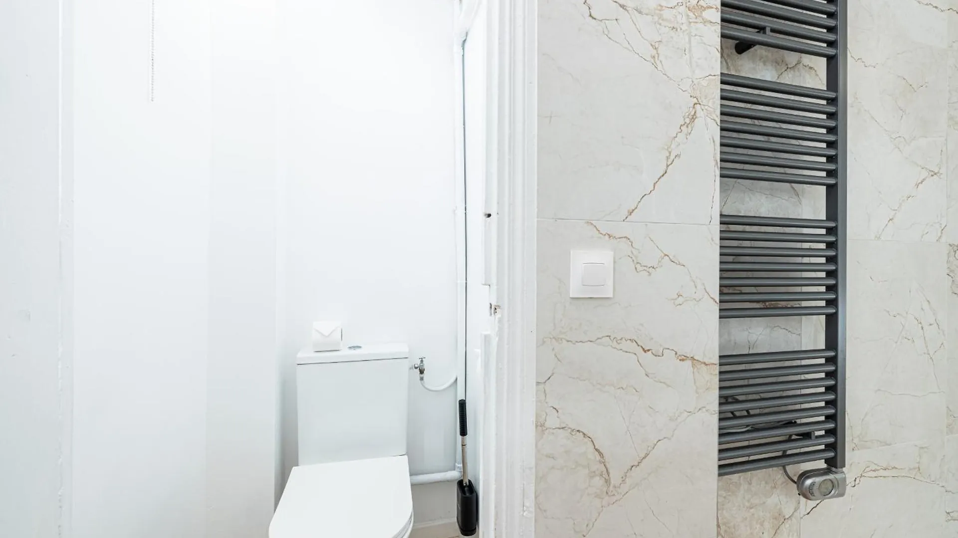 Lovely 2 Bdr Nice Harbor Apartman